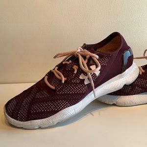 UNDER ARMOUR Athletic Sneakers